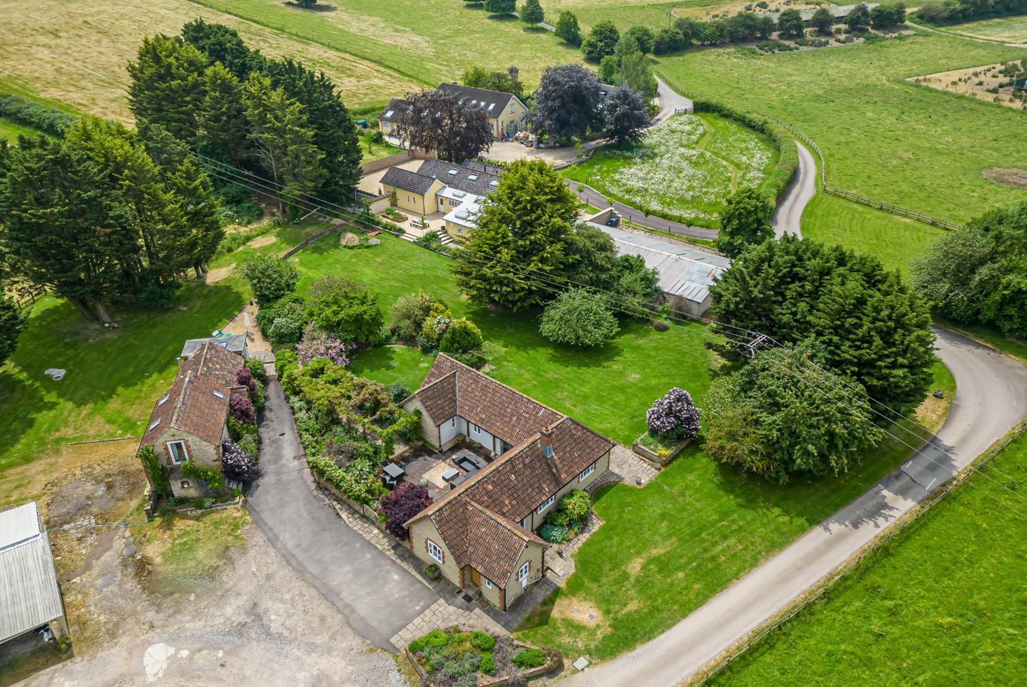 Oxen Cottage Nables Farm Seagry Exterior photo