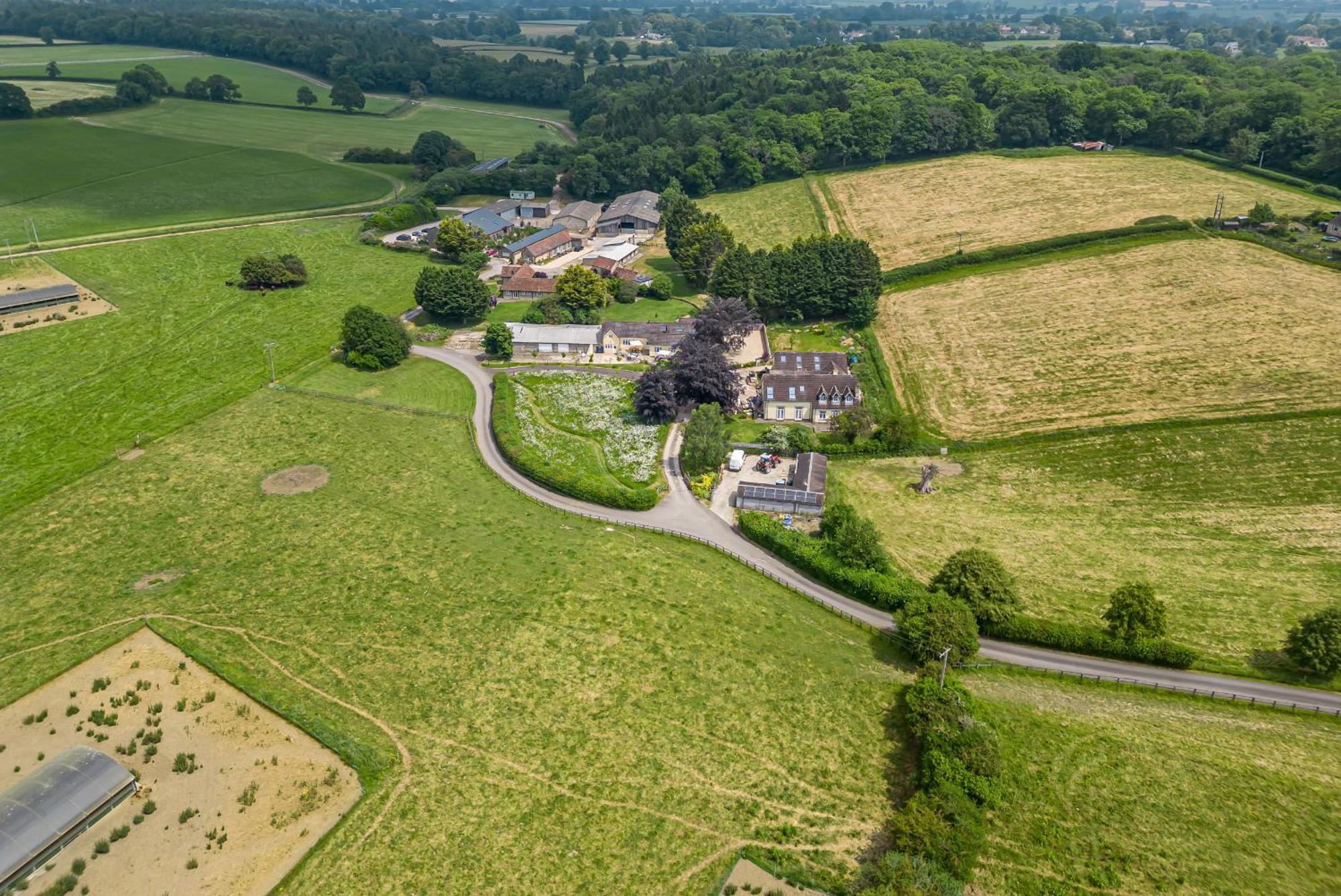 Oxen Cottage Nables Farm Seagry Exterior photo